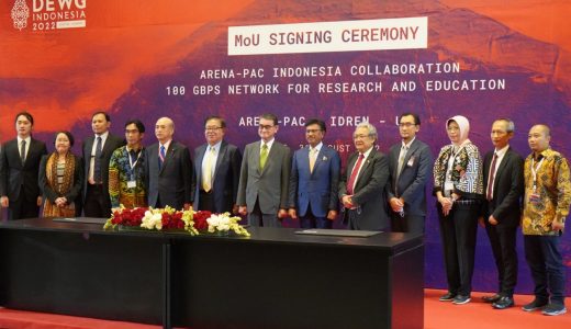 Agreement to Enhance Japan-Indonesia Research and Education Network Collaboration Signed